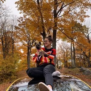 Meet your Posher, Abby